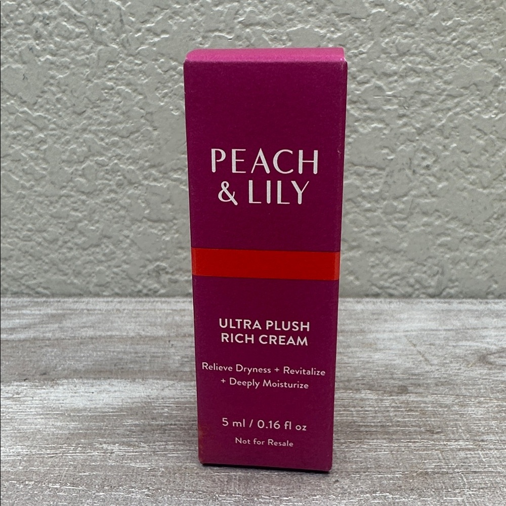 $5 🌙 Peach‎ & Lily Ultra Plush Rich Cream NEW
